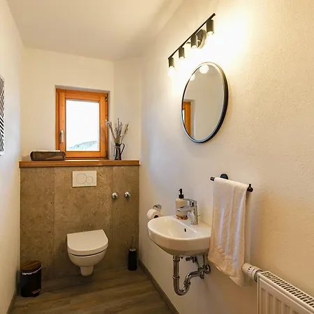 Bergblick & Altbau-charme I 2 Balkone I Aktivcard - 130 Erlebnisse Inklusive I Parkplatz