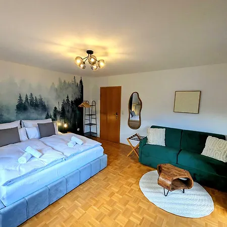 Lägenhet Bergblick & Altbau-charme I 2 Balkone I Aktivcard - 130 Erlebnisse Inklusive I Parkplatz