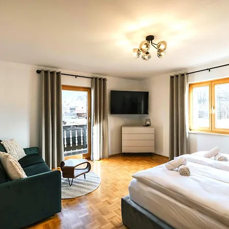 Bergblick & Altbau-charme I 2 Balkone I Aktivcard - 130 Erlebnisse Inklusive I Parkplatz Bodenmais