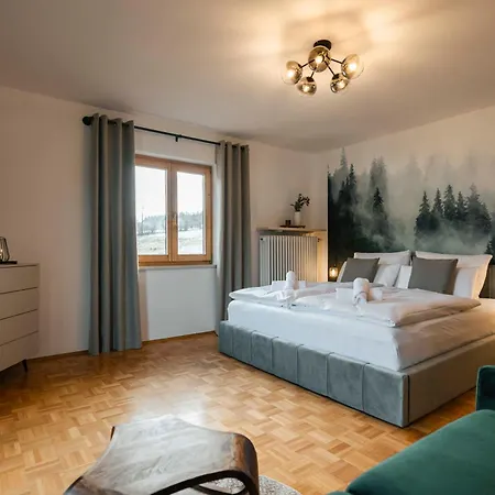 Lägenhet Bergblick & Altbau-charme I 2 Balkone I Aktivcard - 130 Erlebnisse Inklusive I Parkplatz